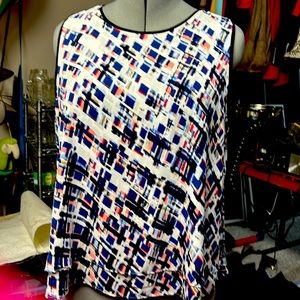 Excellent used condition dress top from White House black market